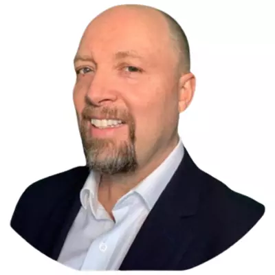 Douglas McKenna Speaker at Cryptovsummit crypto event dubai